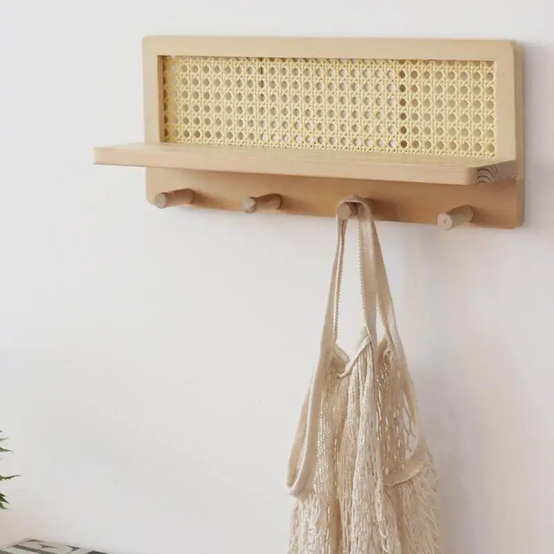 Étagère Murale En Bois Naturel Clair Et Rotin Porte Manteau À Fixations Invisibles